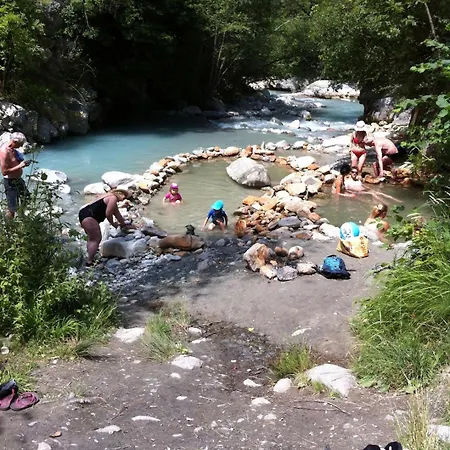 Dom wakacyjny Thyon 4pieces, Magnifique Vue Hérémence