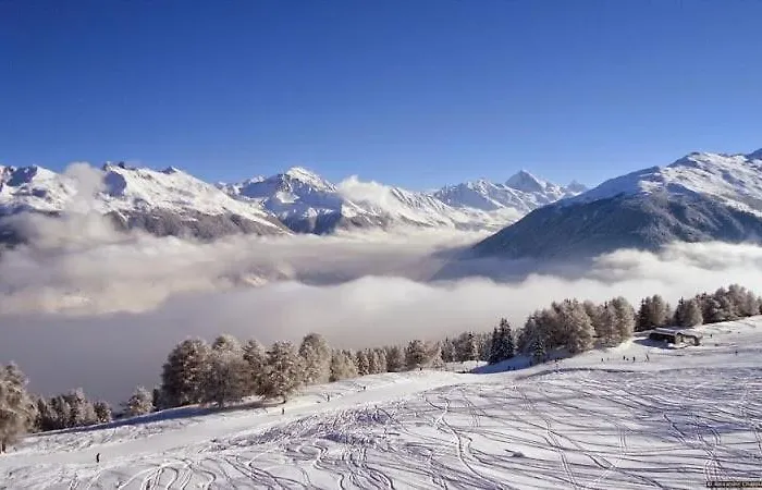 Thyon 4pieces, Proche Des Pistes Holiday home Heremence