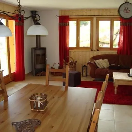 Casa vacanze Thyon 4pieces, Magnifique Vue Hérémence